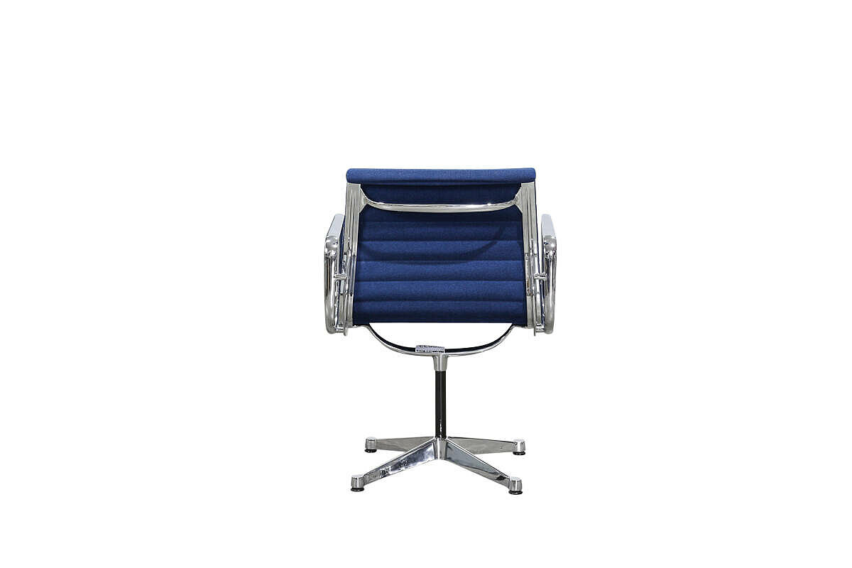 Konferenzstuhl / Herman Miller 'Aluminium Chair EA 107' / Hopsak blau