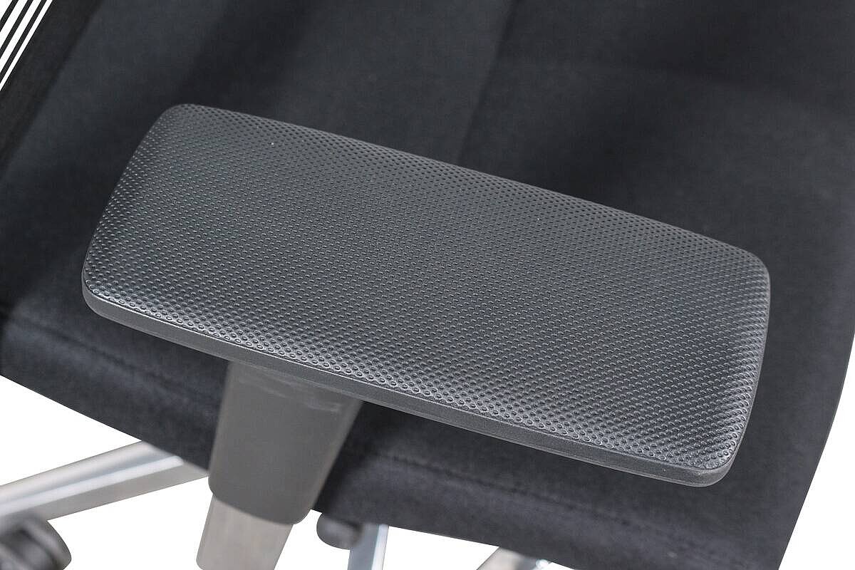 Bürodrehstuhl / Dauphin 'Lordo' / schwarz / Hartbodenrollen / NP 1195 EUR