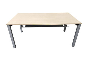 Schreibtisch / König & Neurath 'Basic 4' / 160 x 80 cm / ahorn / höhenverstellbar