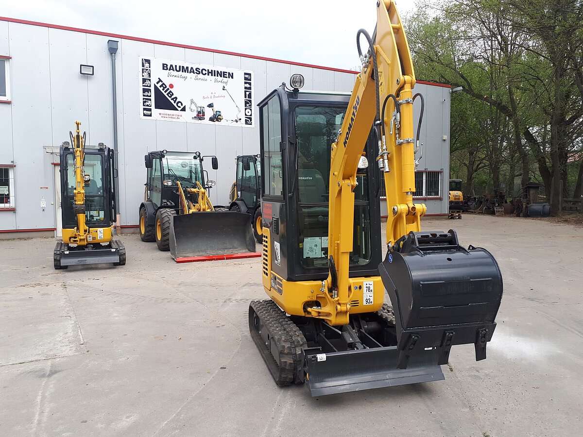 Komatsu, PC16R-3HS K