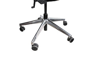 Bürodrehstuhl / Viasit 'F1' / Polsterrücken und Kopfstütze / schwarz / runde Armlehnen