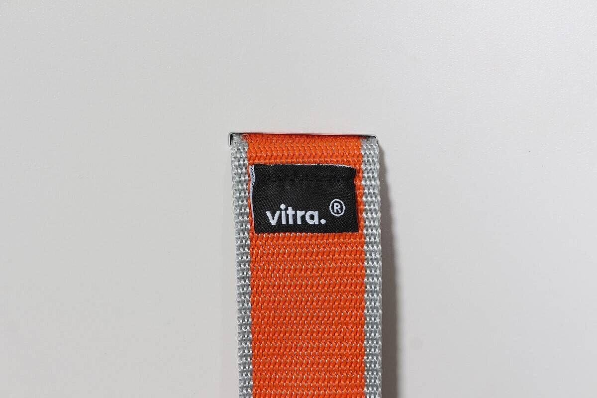 Rollcontainer / Rollwagen / vitra 'Ad Hoc Follow Me 1' / soft light