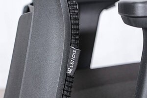 Bürodrehstuhl / 'Caro' / Netzrücken / schwarz