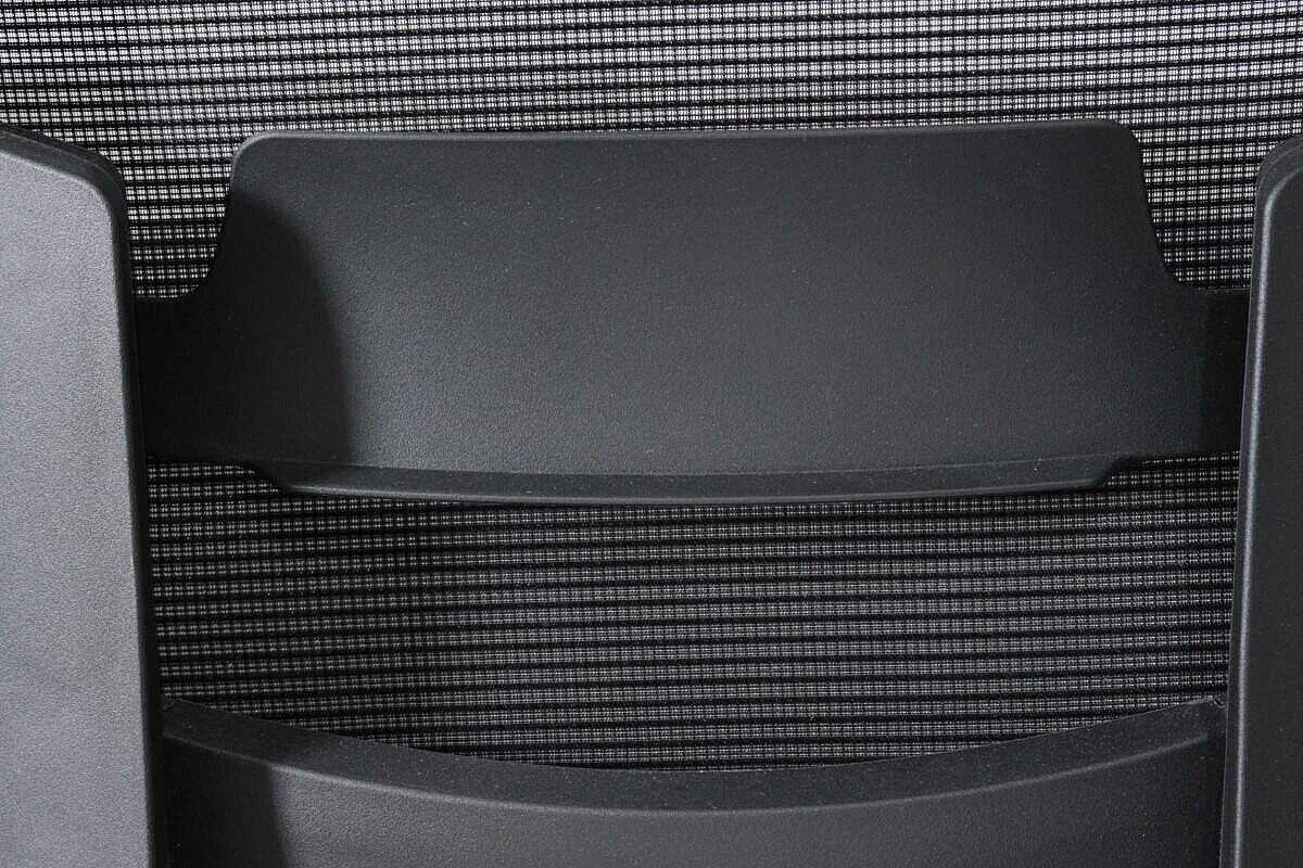 Bürodrehstuhl / 'Caro' / Netzrücken / schwarz