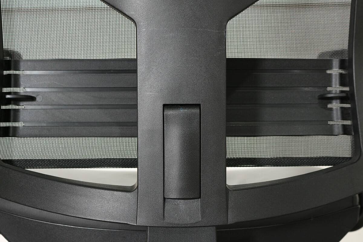 Bürodrehstuhl / bejot 'Eleven' / Netzrücken / Leder schwarz