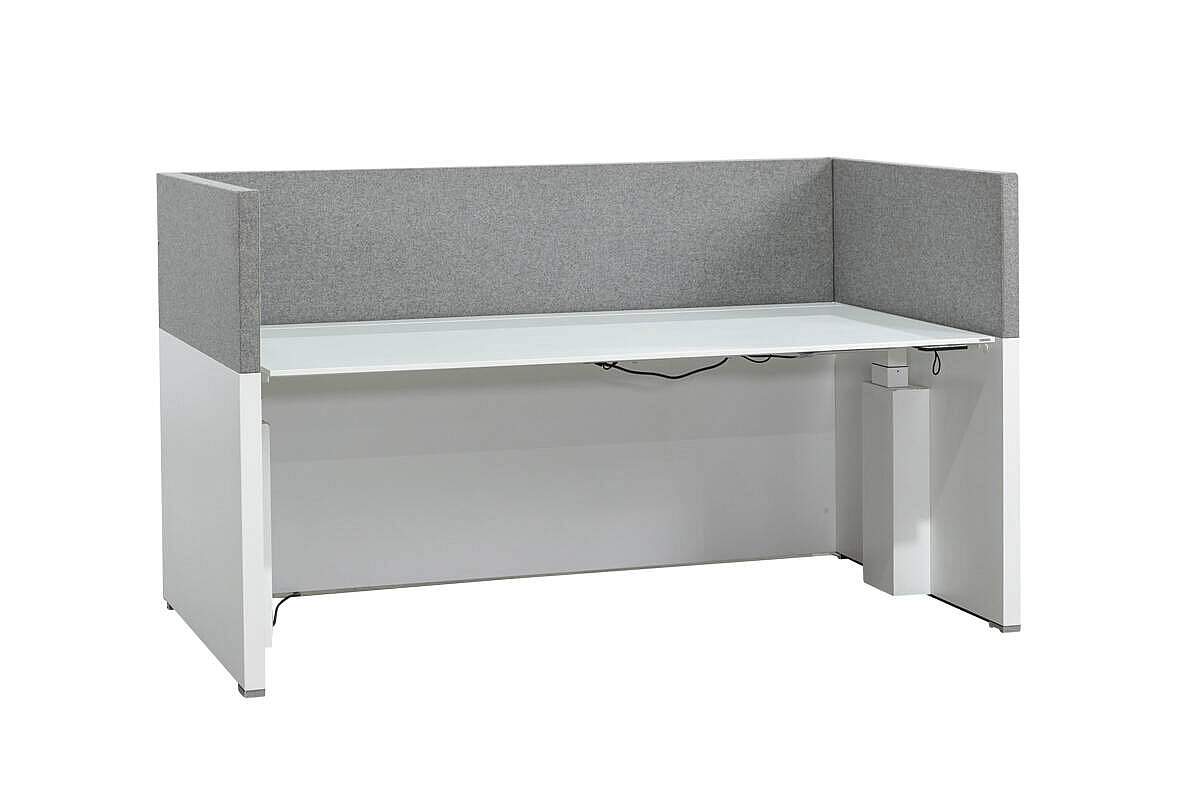 Steh-Sitz-Schreibtisch / Vario 'Conclusion' / 200 x 95 cm / Memory Display / Einhausung