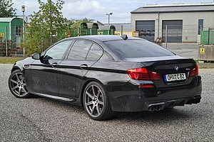 BMW M5 DKG Competition