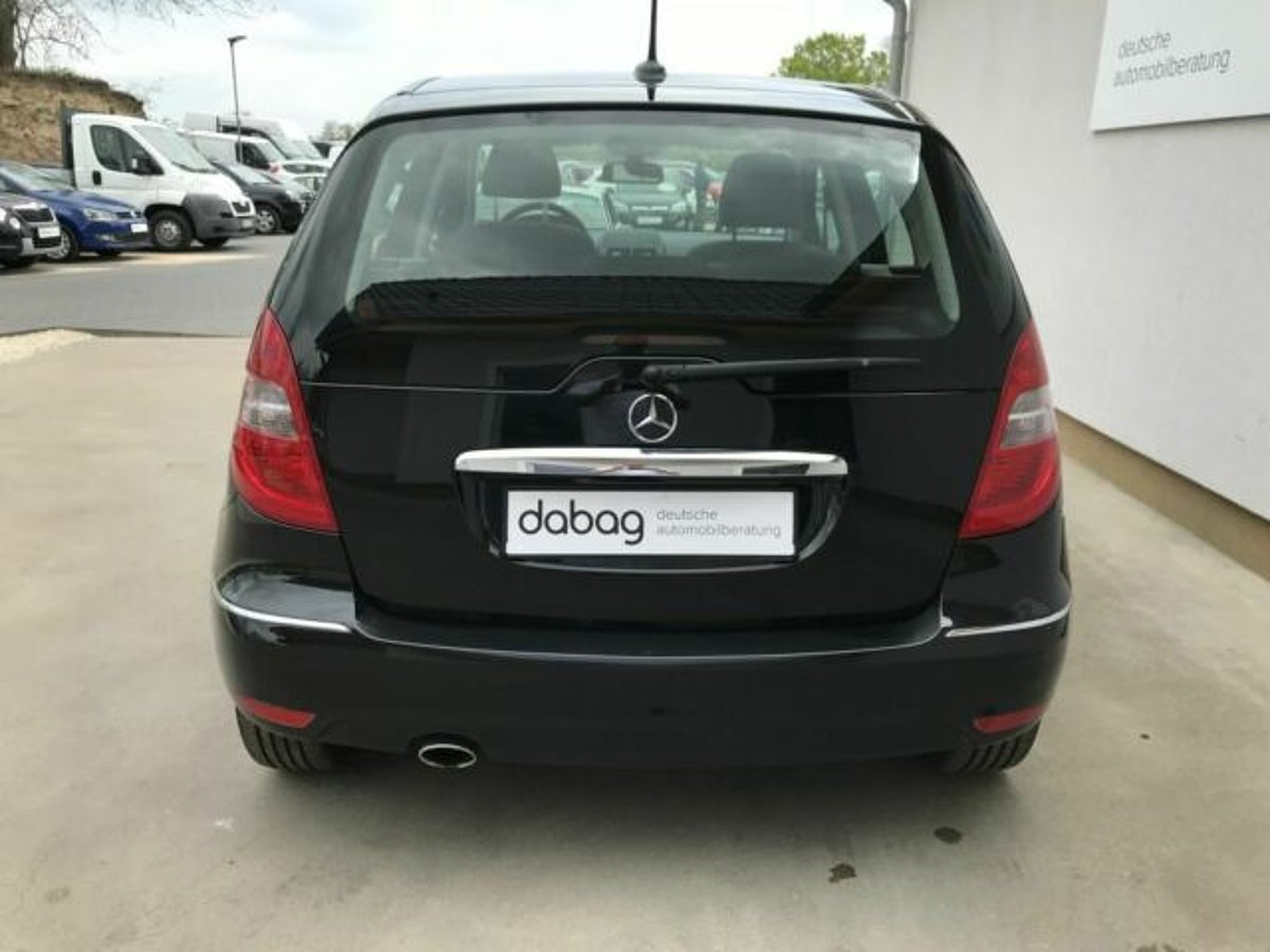 Mercedes-Benz A 150 BlueEFFICIENCY Elegance Klima