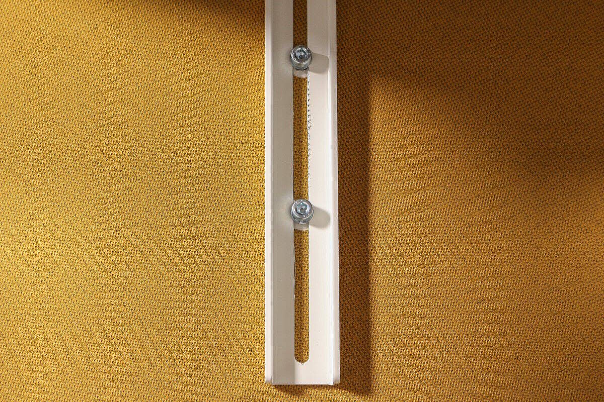 Paneel / König & Neurath 'FLYBY' / 180 cm / Stoff gelb / inkl. Klemmhalter weiß