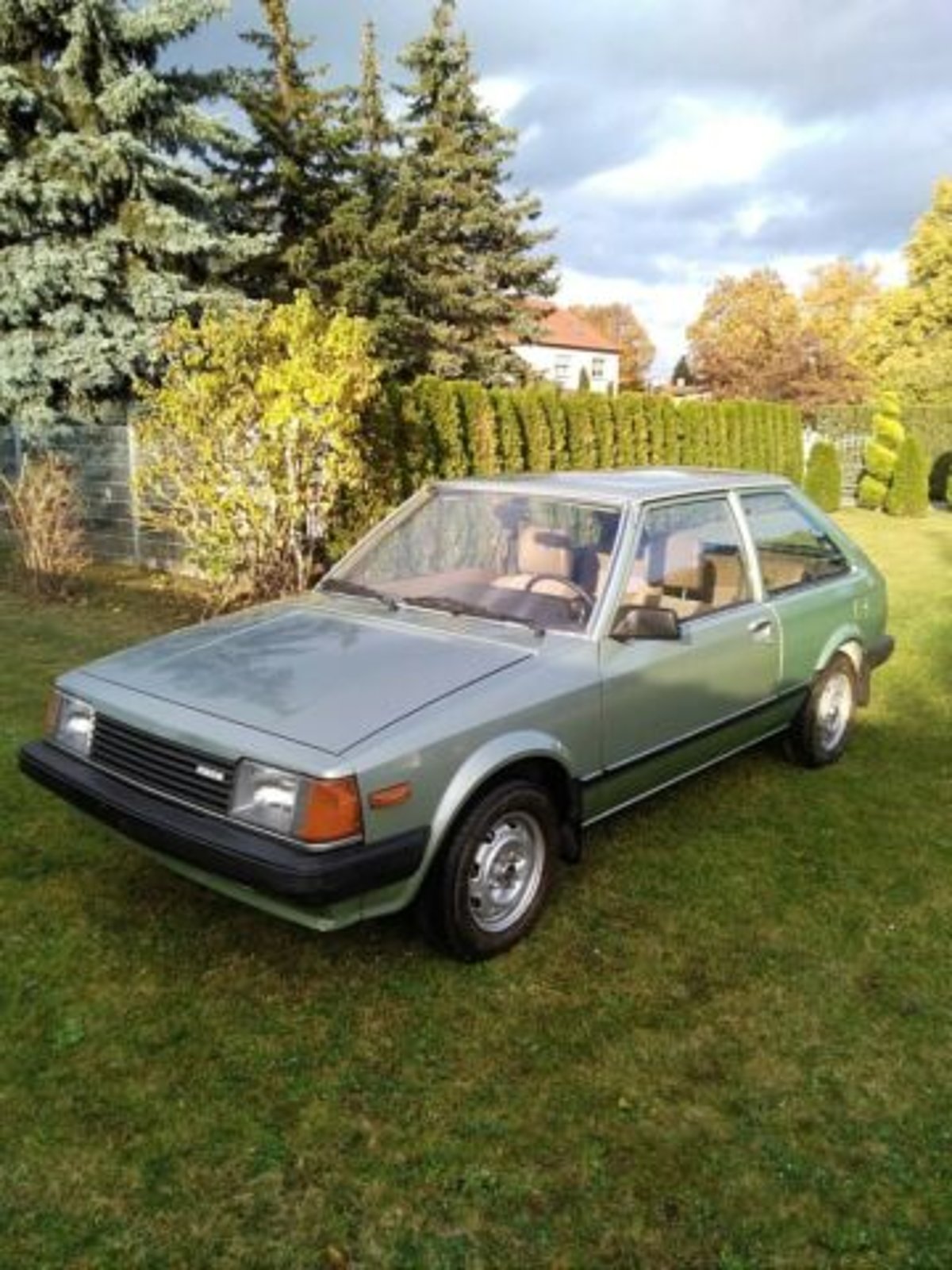 Mazda 323 DDR Import