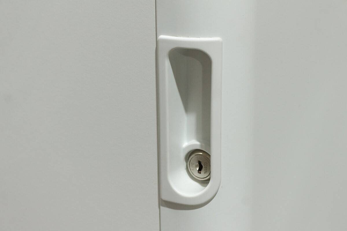 Neuwertig / Aufbewahrungssystem / Herman Miller 'Atlas' / weiß