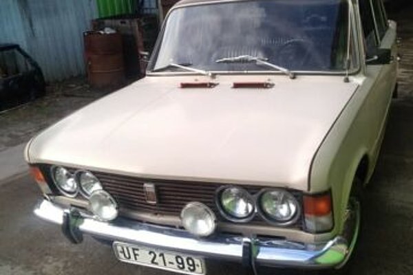 Fiat 125p DDR Zulassung 1Serie
