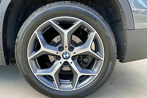 BMW X1 sDrive18d Aut. xLine Leder Navigation Headup