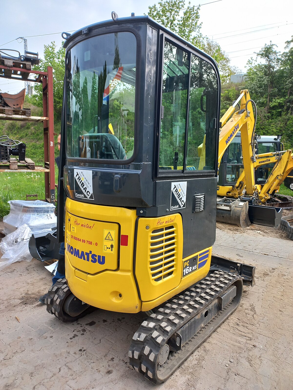 Komatsu, PC16R-3HS K