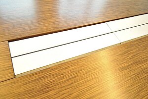 Konferenztisch / Steelcase '4.8 four point eight' / Amerikanisch Nussbaum / 480 x 150 cm