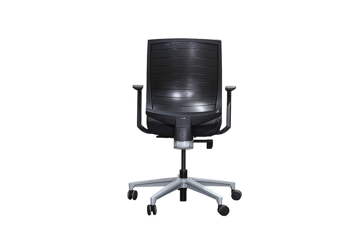 Bürodrehstuhl / Klöber 'Veo' / schwarz / Fußkreuz silber