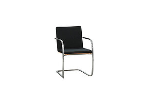 Freischwinger / Thonet 'S 61' / schwarz / Holzrücken / stapelbar