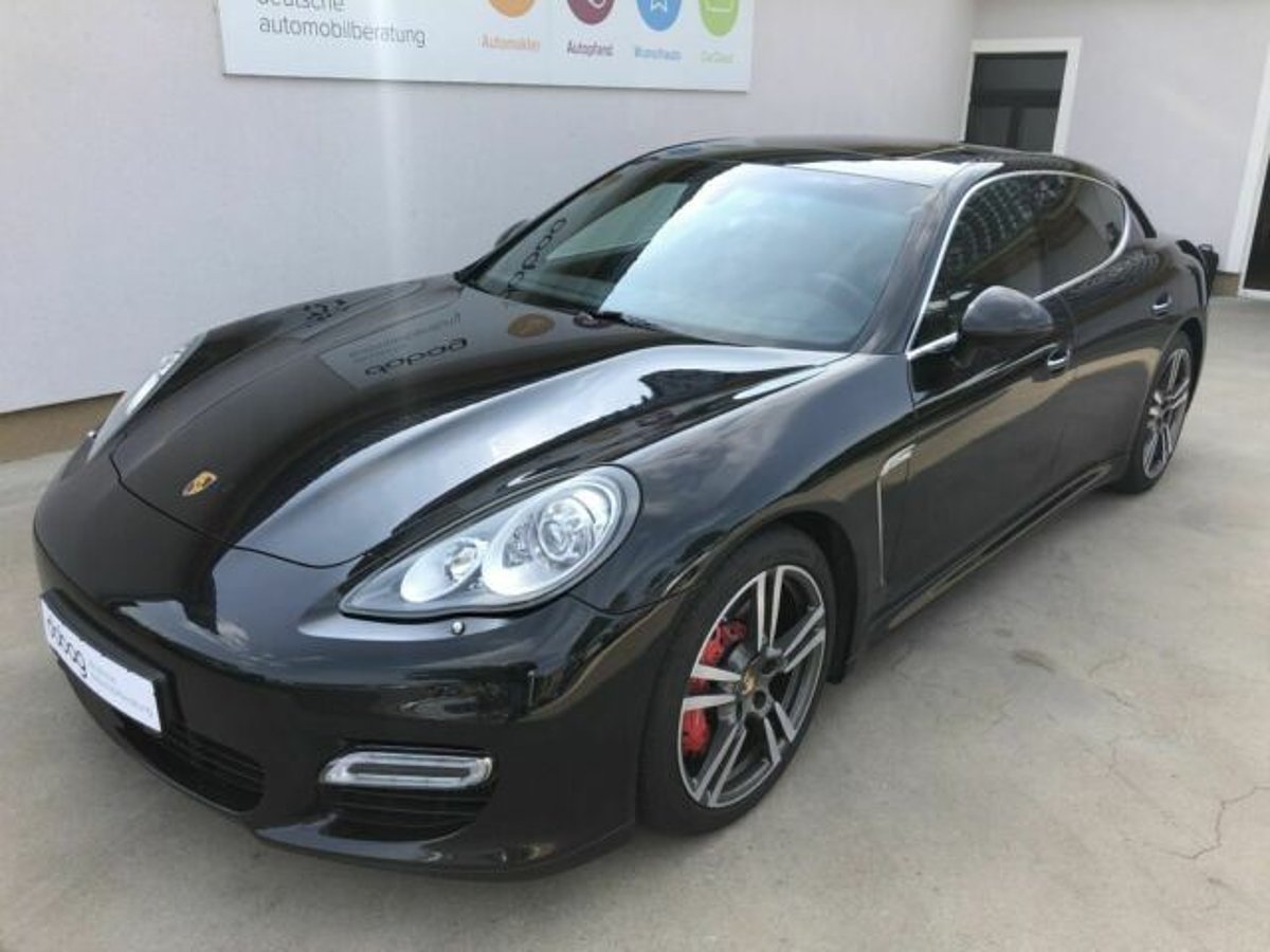 Porsche Panamera Turbo PDK