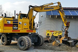 Komatsu, PW160-10