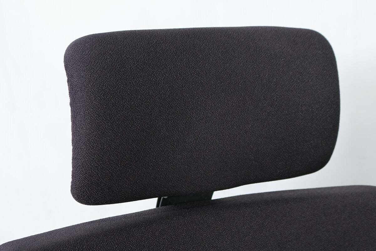Bürodrehstuhl / Dauphin '@Just' / Kopfstütze / schwarz / antibakterielle Armauflagen / Teppichbodenrollen