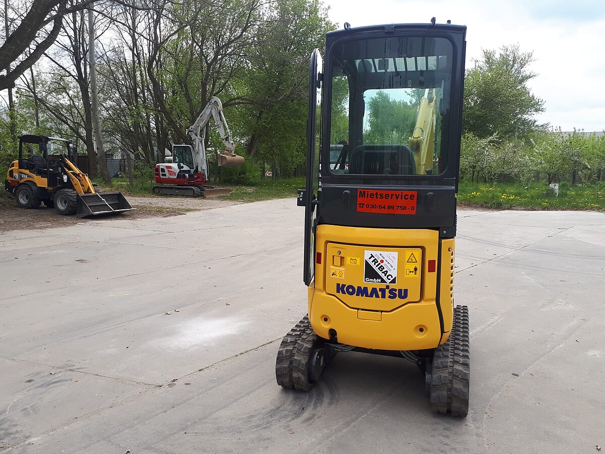Komatsu, PC16R-3HS K