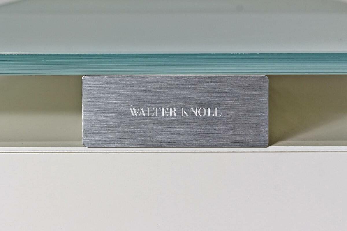 3-tlg. Chef-Arbeitsplatz / Walter Knoll / Schreibtisch weiß/Glasplatte / Stauraum weiß