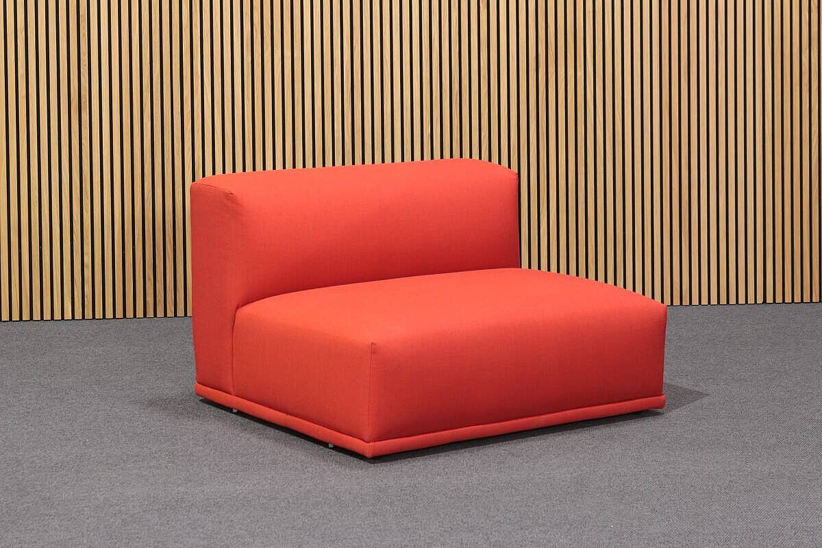 Neuwertig / MUUTO 'Connect' / Stoff Remix / Farbe 643 rot - Variante 6 - Modul E, C + E