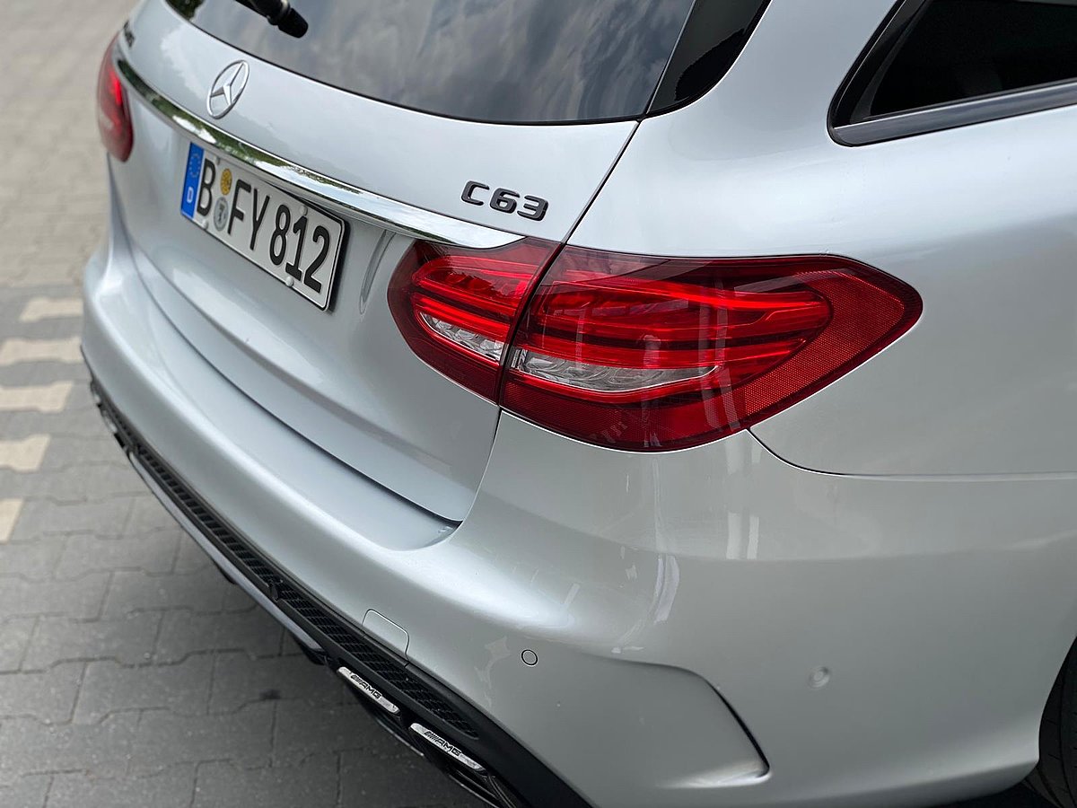 Mercedes-Benz C 63 AMG