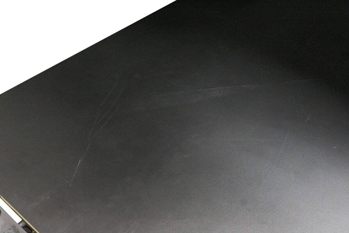 Schreibtisch / Tecno 'Nomos' / HPL Platte schwarz / 160 x 79 cm