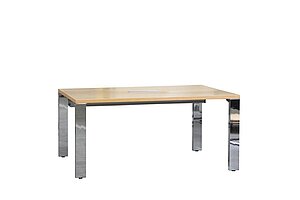 Besprechungstisch / Haworth / eiche hell / 160 x 100 cm / Turnbox mittig / 3 x Schuko, 2 x RJ