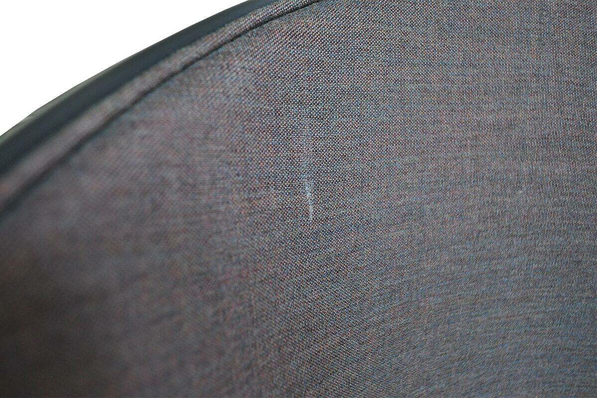 Besucherstuhl / HAY 'About A Chair AAC22' / Schale schwarz - Frontpolster rost