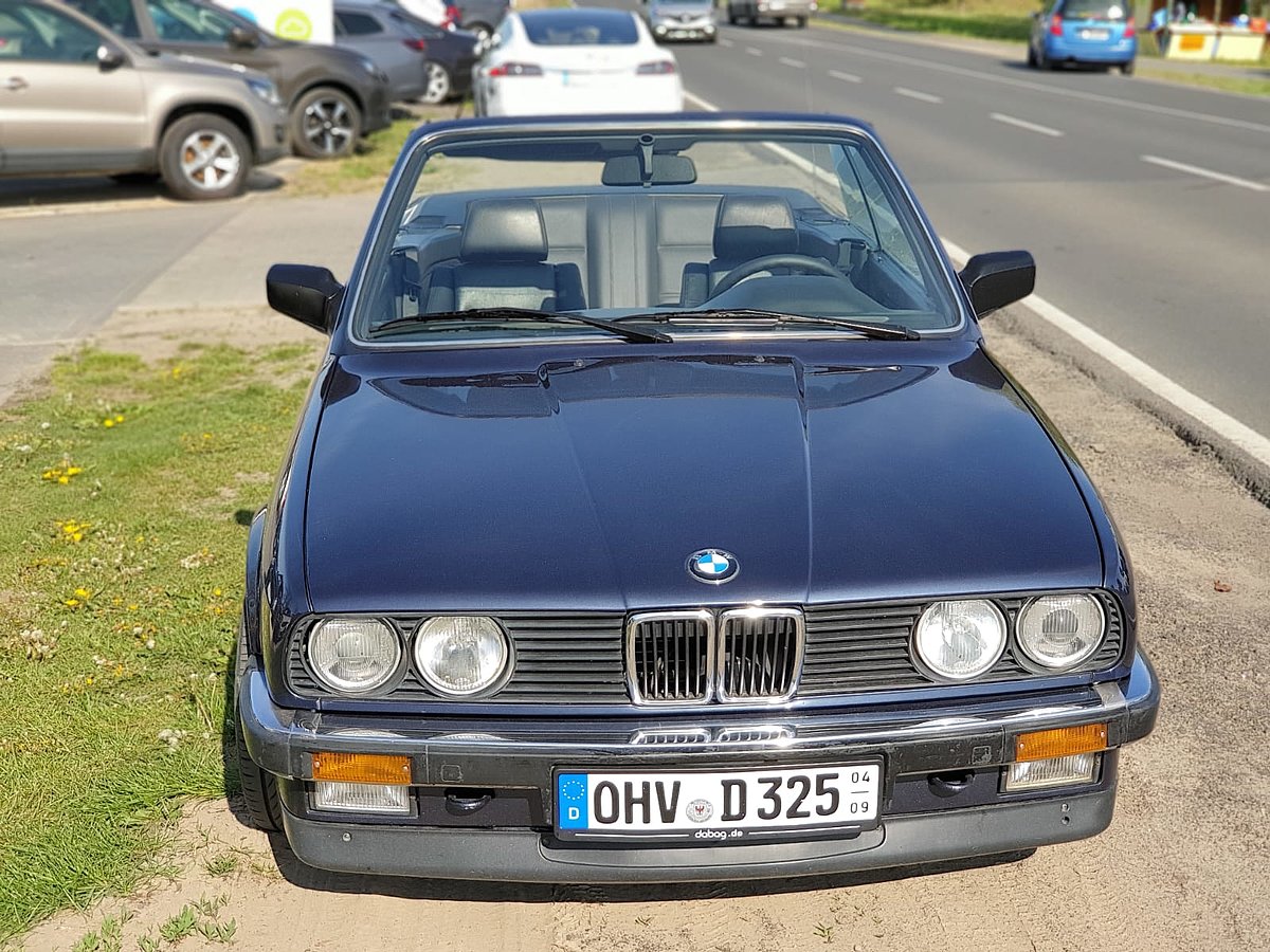 BMW 325 E30