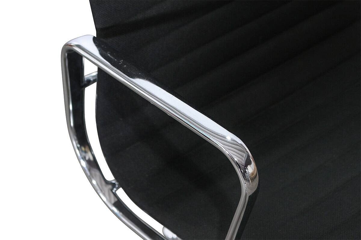 Konferenzstuhl / Herman Miller 'Aluminium Chair EA 108' / Hopsak nero