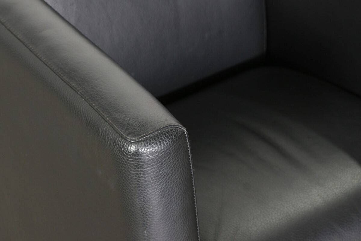 Loungesessel / Cocktailsessel / Leder in schwarz