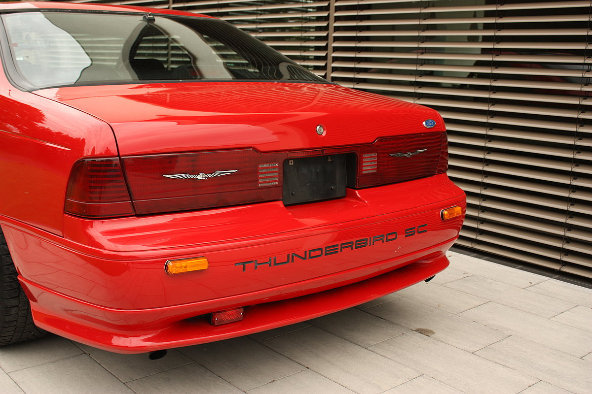 Ford Thunderbird