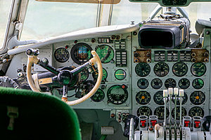 Iljuschin Il-18