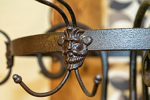 Garderobenständer um 1900