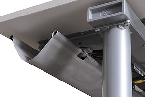 Schreibtisch / VS Büromöbel / weiß / 120 x 80 cm