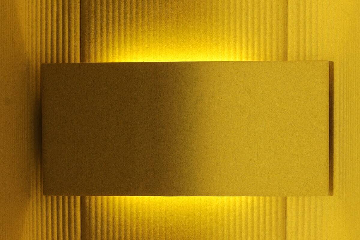 Akustische Telefonzelle / Telefonbox / BuzziSpace 'BuzziBooth Single' / senfgelb