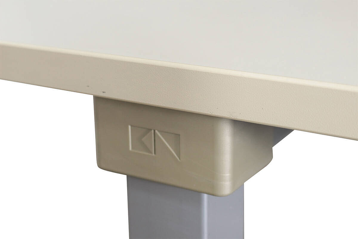 Steh-Sitz-Schreibtisch / König & Neurath 'TALO.S' / Memory-Display / weiß / 80 x 80