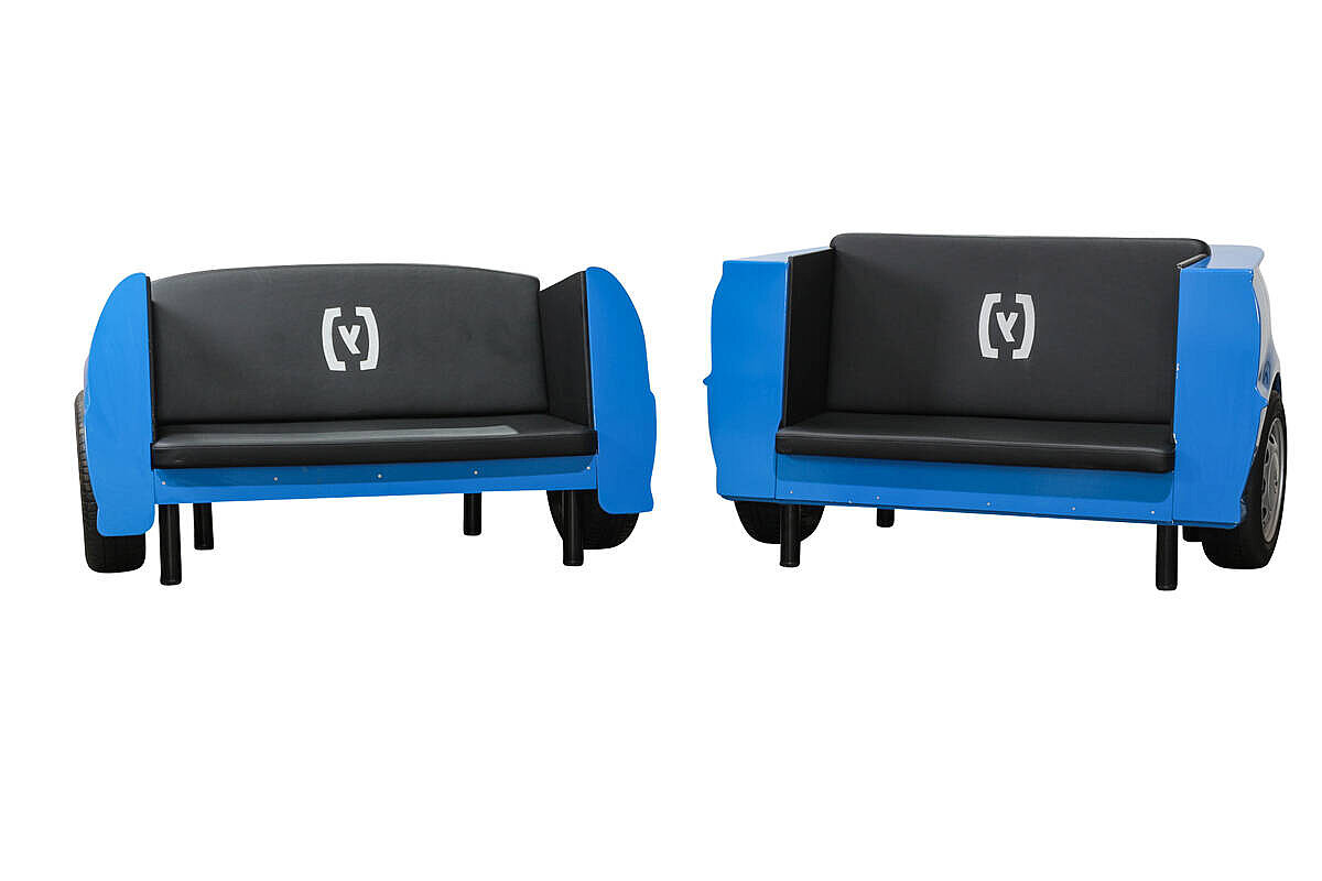 2-tlg. Sitzgruppe 'VW POLO' / blau - NP 9500 EUR