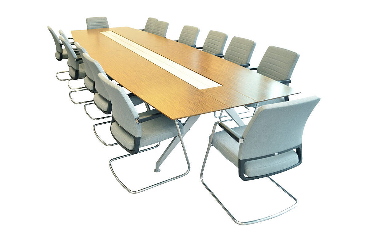Konferenztisch / Steelcase '4.8 four point eight' / Amerikanisch Nussbaum / 480 x 150 cm