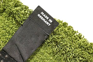 Teppichboden / OBJECT CARPET - RUGX 'Poodle' / 160 x 140 cm / grün 1402
