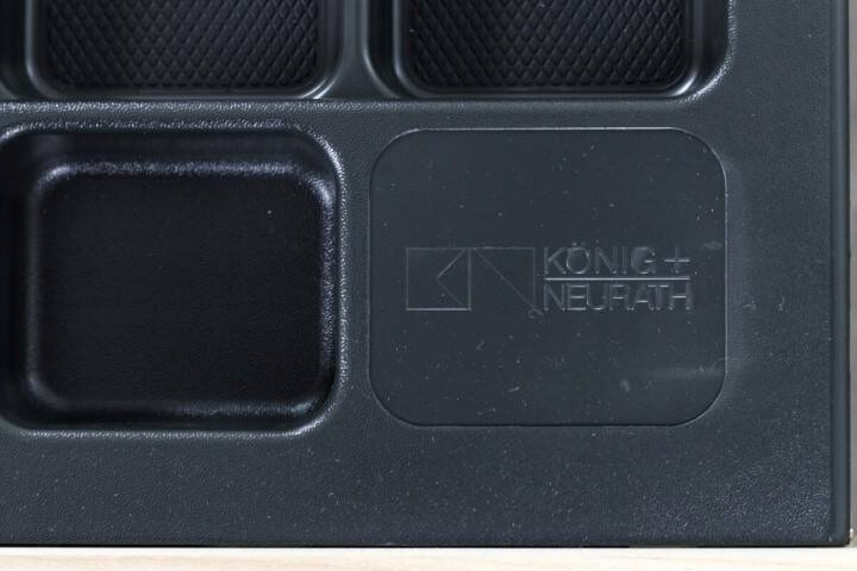 Rollcontainer / König & Neurath / Schubladen / silbergrau/ahorn / 60 cm