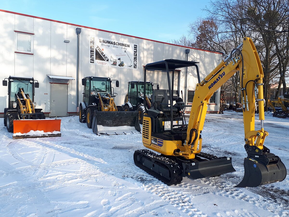Komatsu, PC16R-3HS F