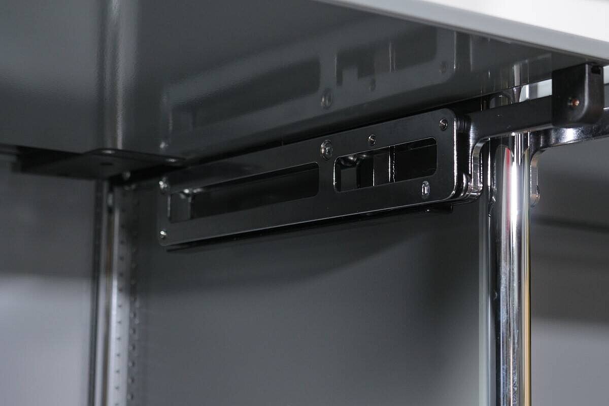 Sideboard / USM Haller / 6 Fächer / mittelgrau