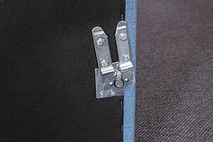 Neuwertig / MUUTO 'Connect' / Schlafcouch / Stoff Remix / Farbe 743 blau