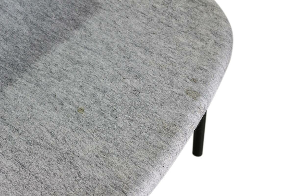 Besucherstuhl / DeVorm 'LJ 2' / Sitzschale Filz hellgrau / stapelbar