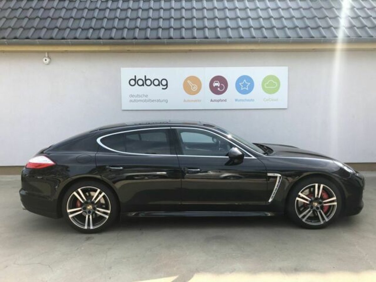 Porsche Panamera Turbo PDK