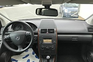 Mercedes-Benz A 150 BlueEFFICIENCY Elegance Klima